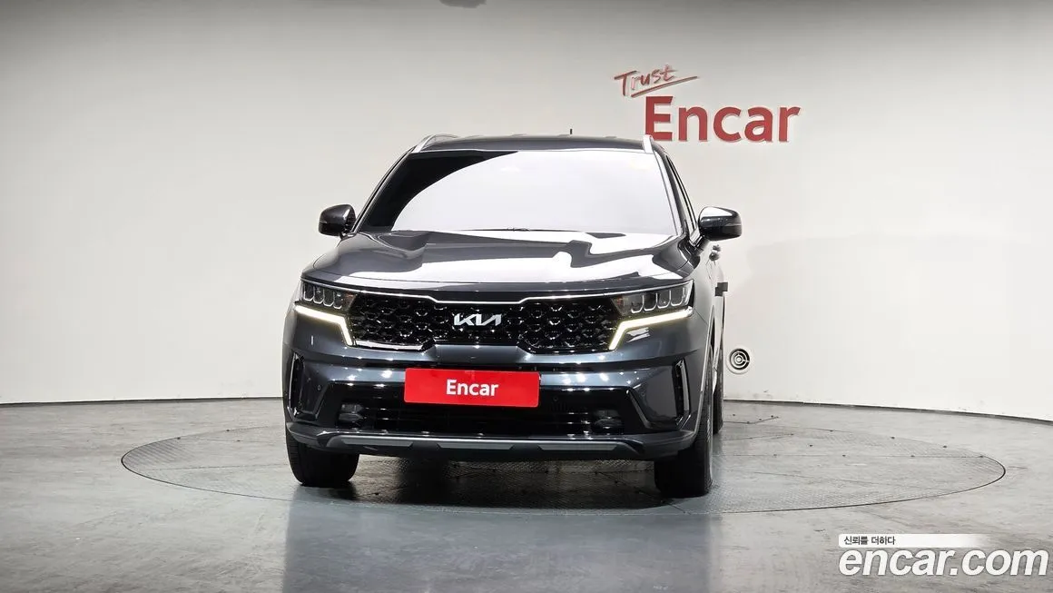 Kia Sorento — фото 6