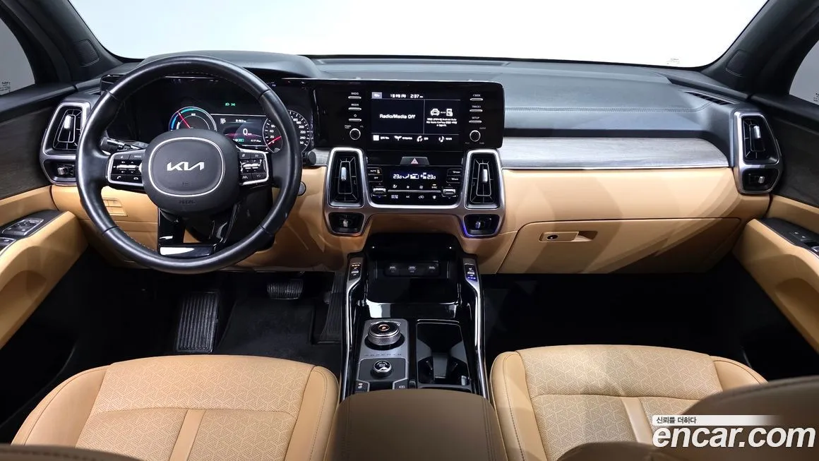 Kia Sorento — фото 9
