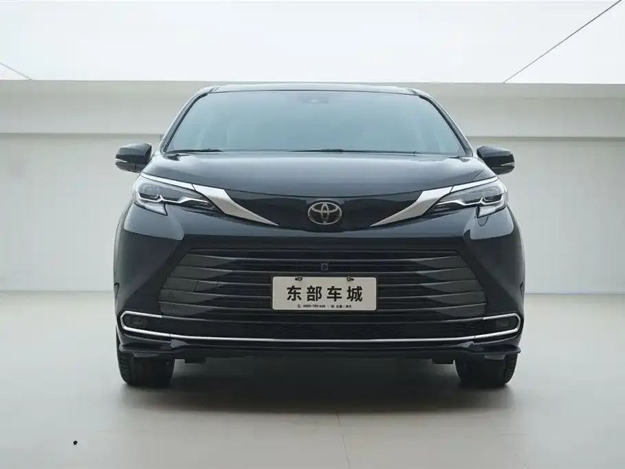 Toyota Sienna 2024 из CN, фото 9