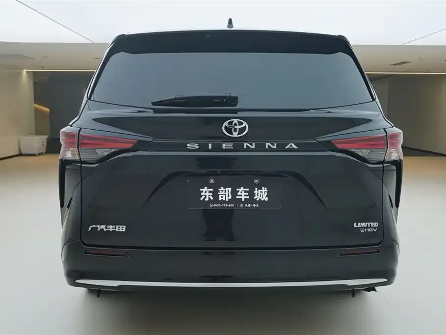 Toyota Sienna 2024 из CN, фото 3