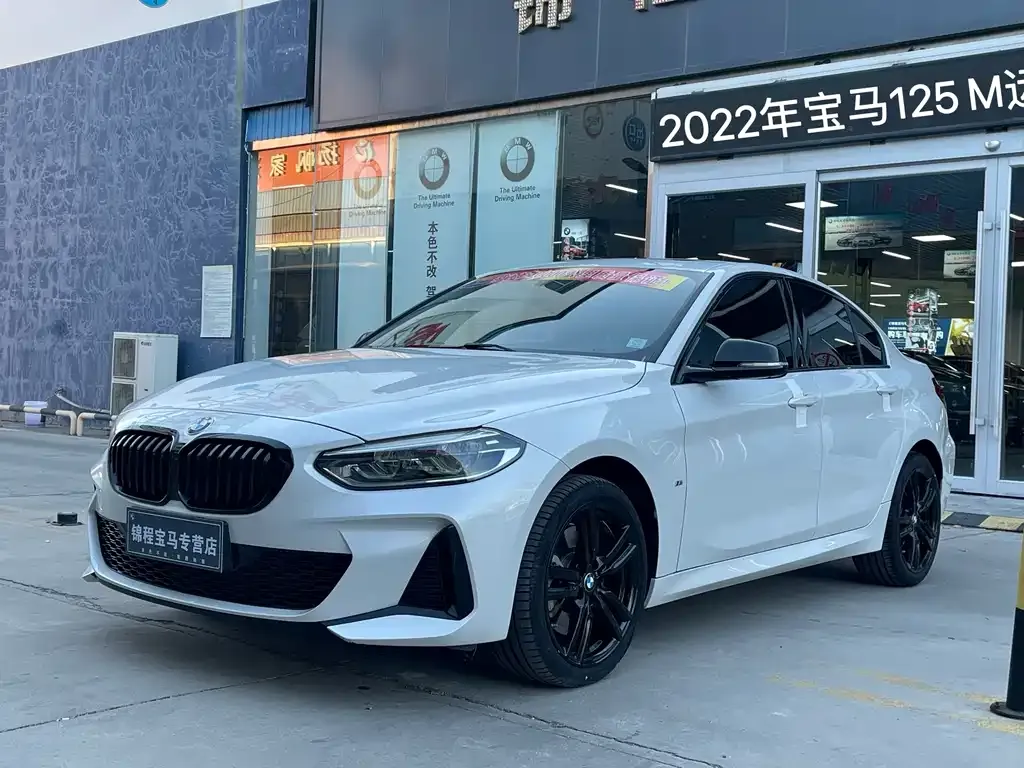BMW 1 Series 2022 из CN, фото 6