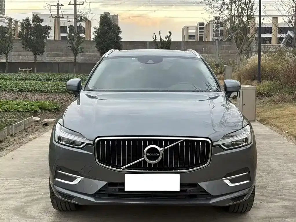 Volvo XC60 2022 из CN, фото 9