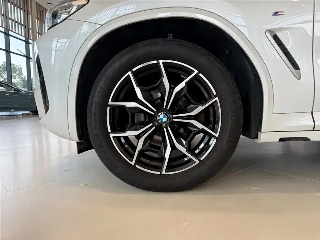 BMW X3 — фото 3