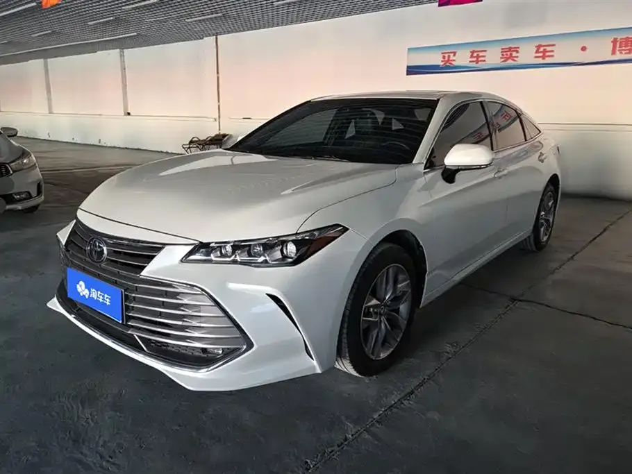 Toyota Avalon 2021 из CN, фото 1