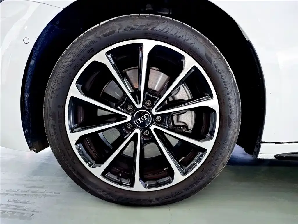Audi A5L 2025 из CN, фото 6