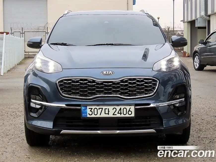 Kia Sportage — фото 1