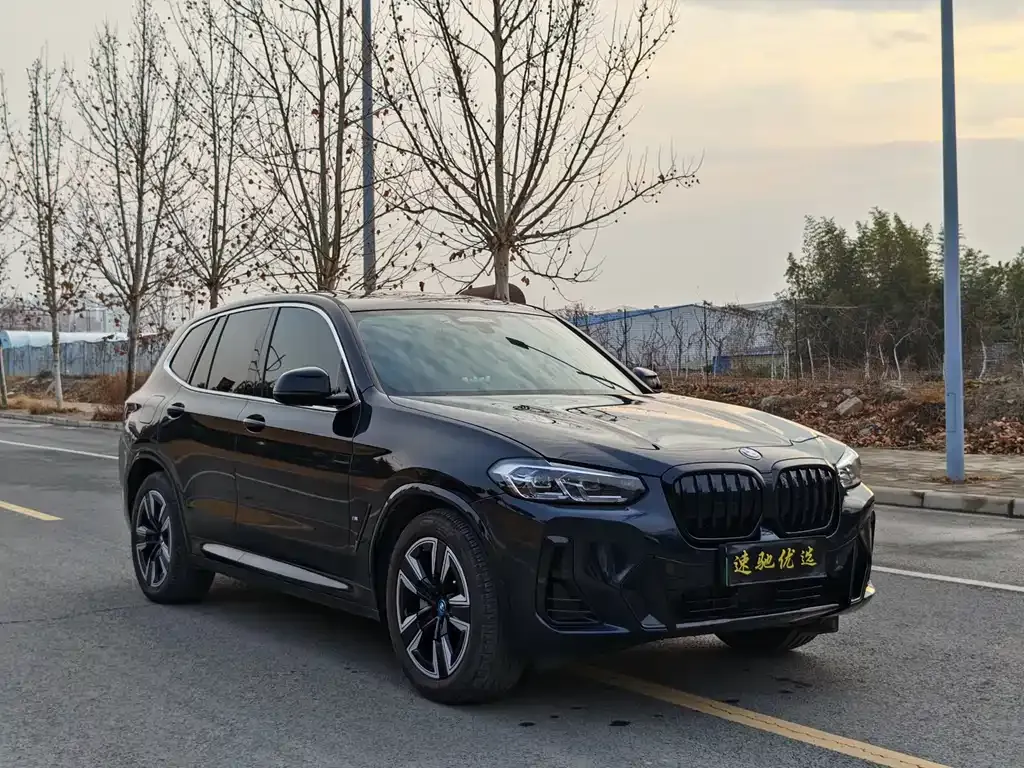 BMW iX3 2025 из CN, фото 1