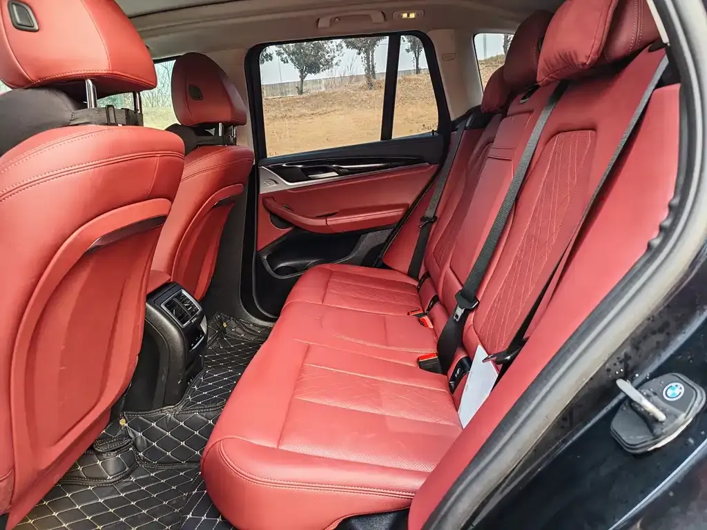 BMW iX3 2025 из CN, фото 3
