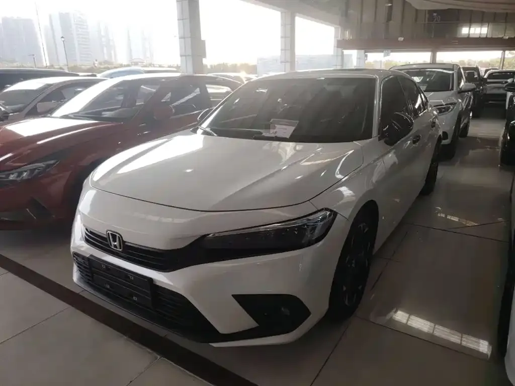 Honda Civic 2022 из CN, фото 2