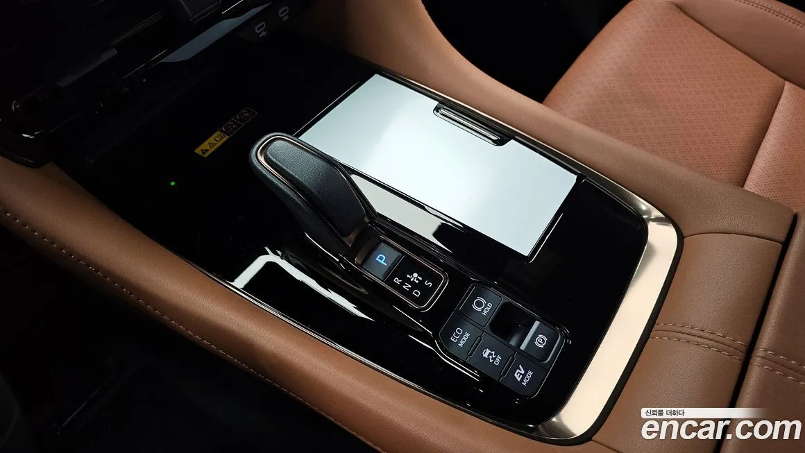Toyota Alphard — фото 6