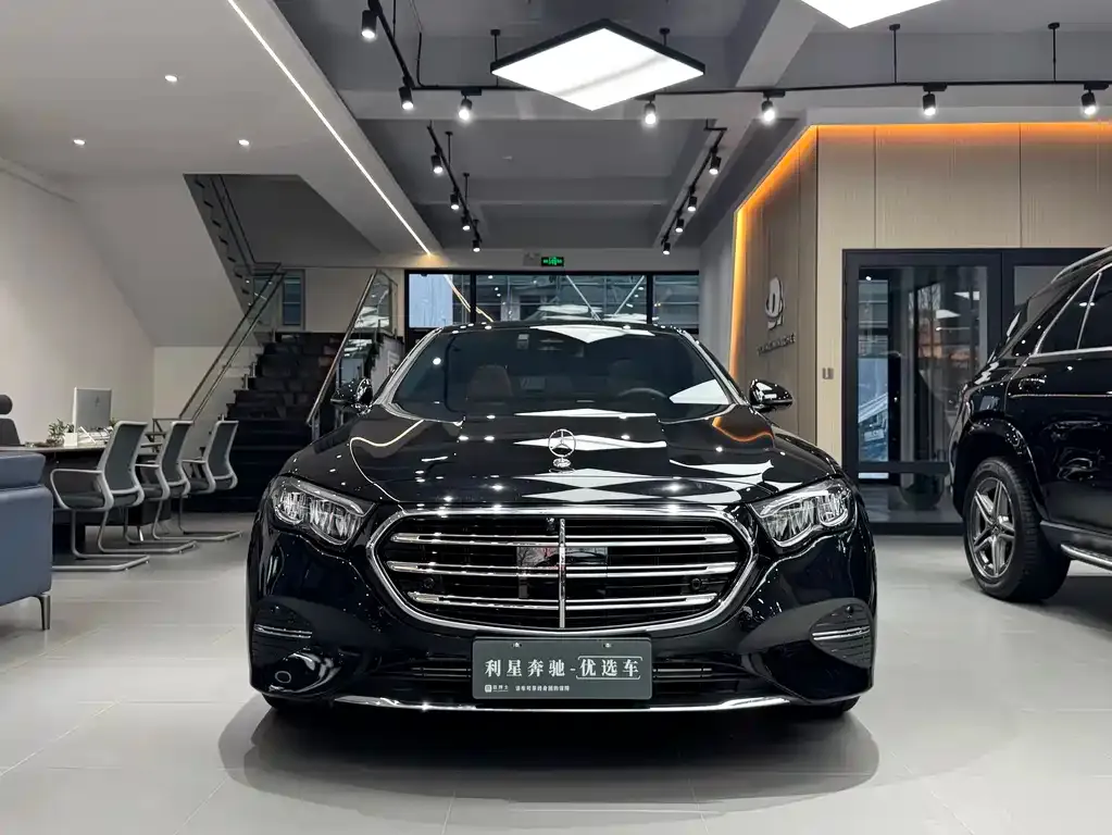 Mercedes-Benz E-Class 2024 из CN, фото 2