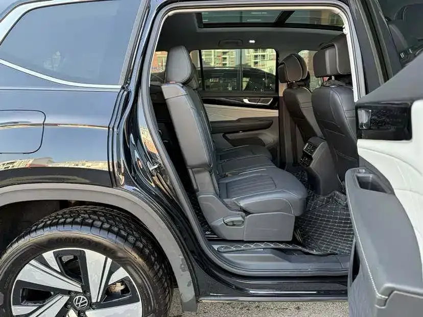 Volkswagen Teramont 2023 из CN, фото 9