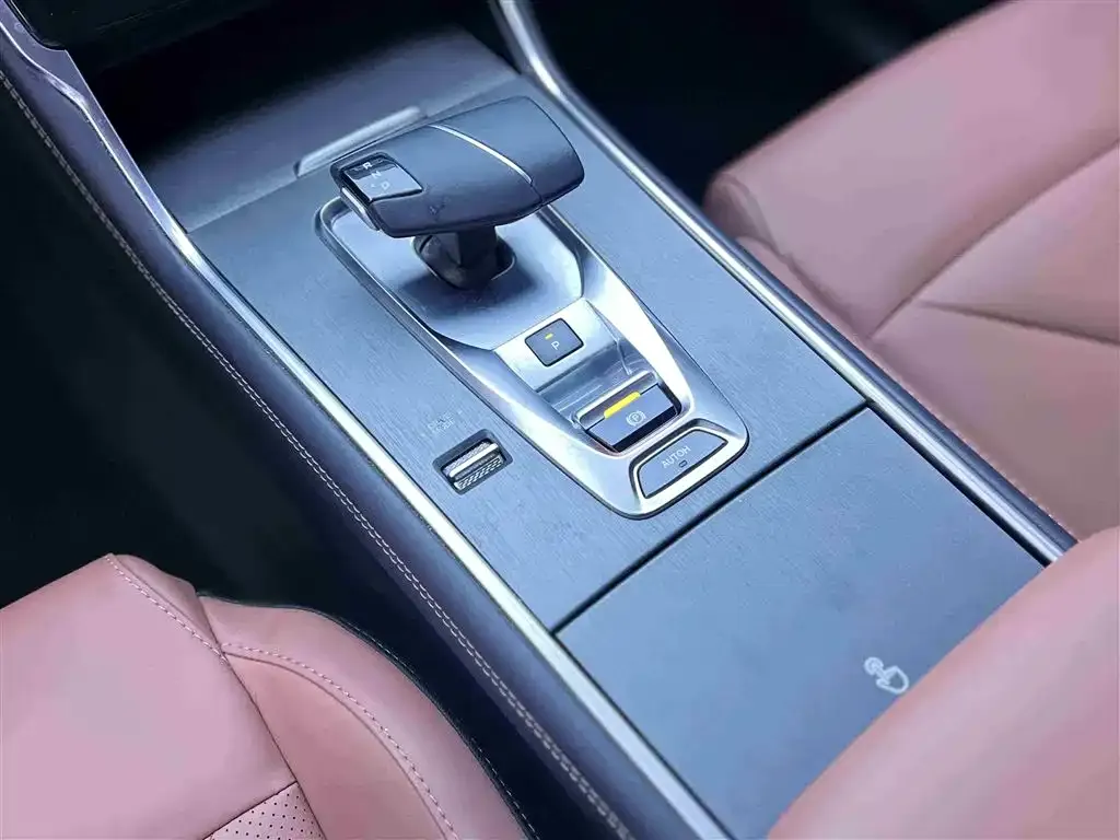Changan CS75 2025 из CN, фото 3