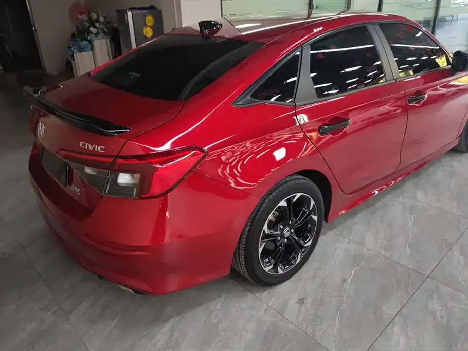 Honda Civic — фото 10