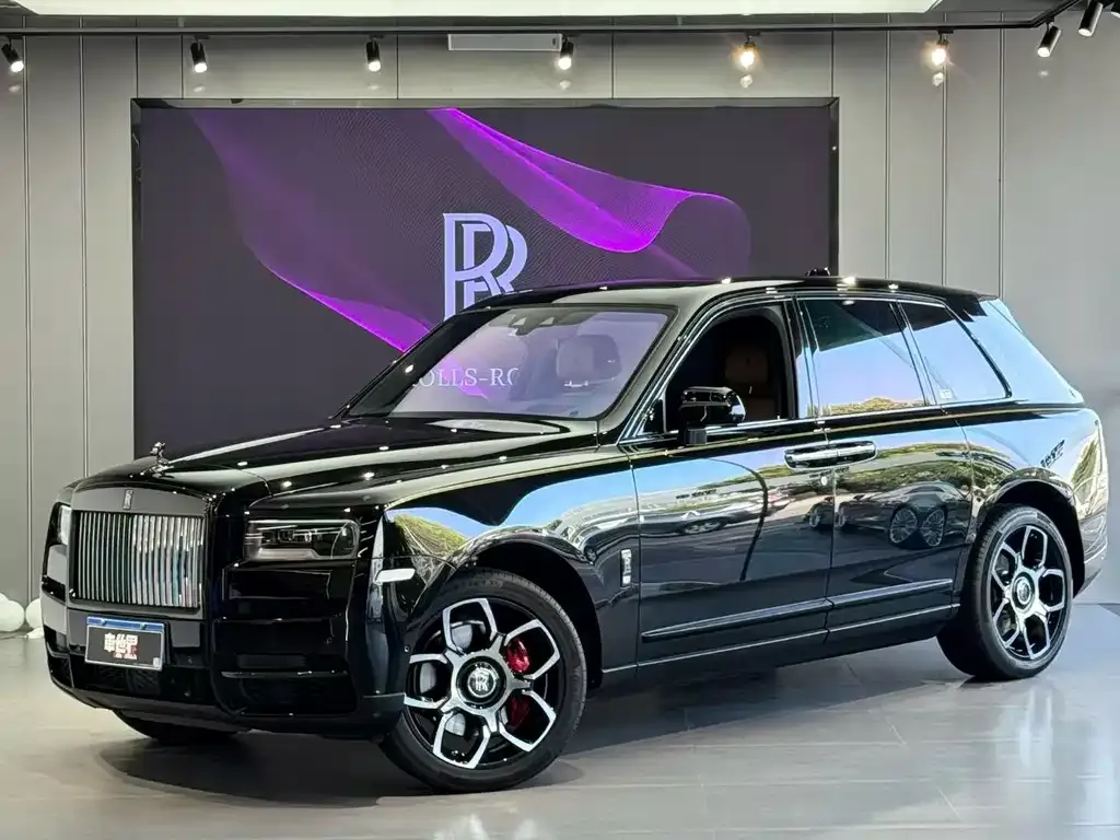 Rolls-Royce Cullinan — фото 1