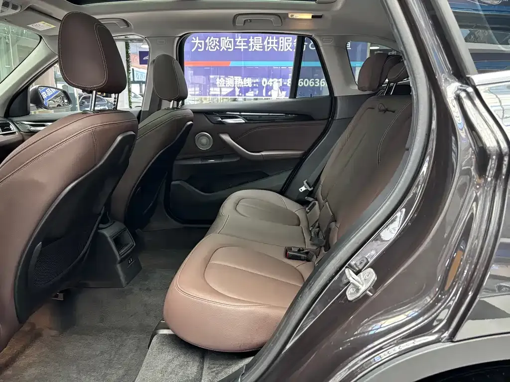 BMW X1 2022 из CN, фото 10