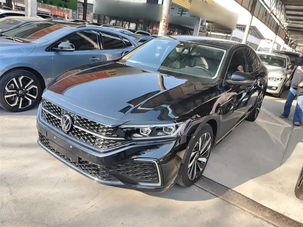Volkswagen Passat 2022 из CN, фото 1
