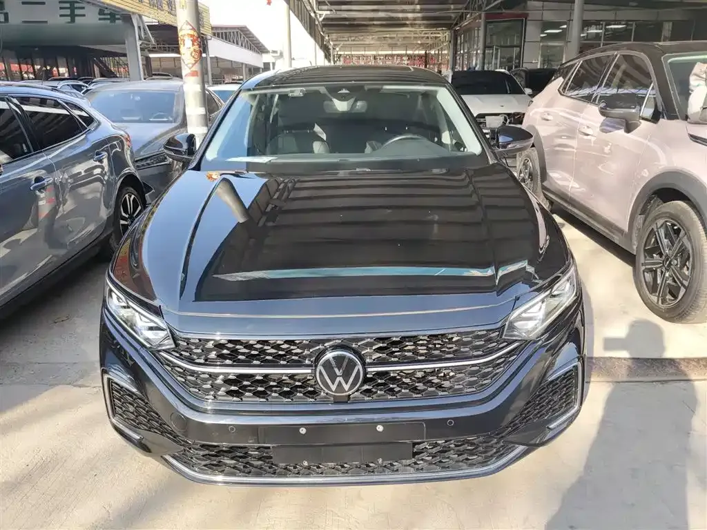 Volkswagen Passat 2022 из CN, фото 3