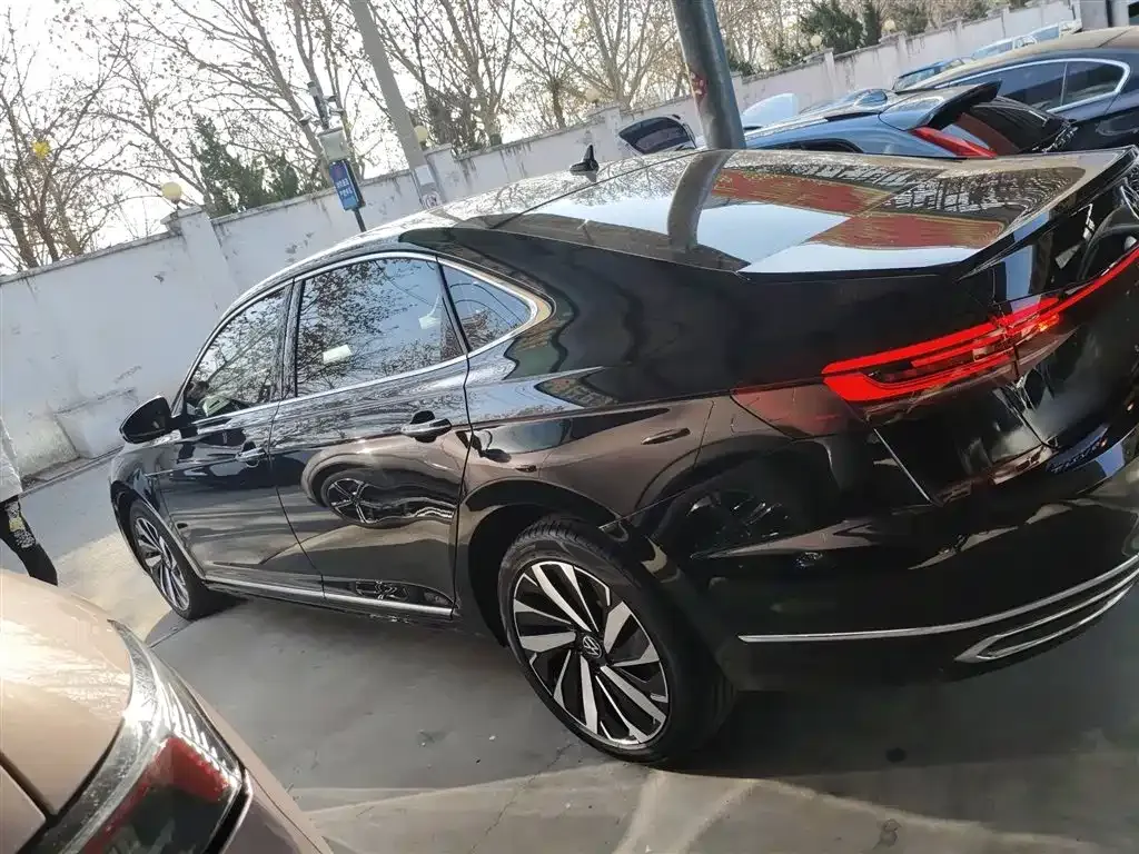 Volkswagen Passat 2022 из CN, фото 5