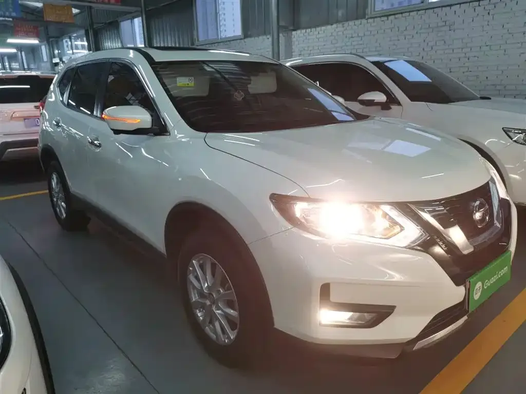 Nissan X-Trail — фото 4