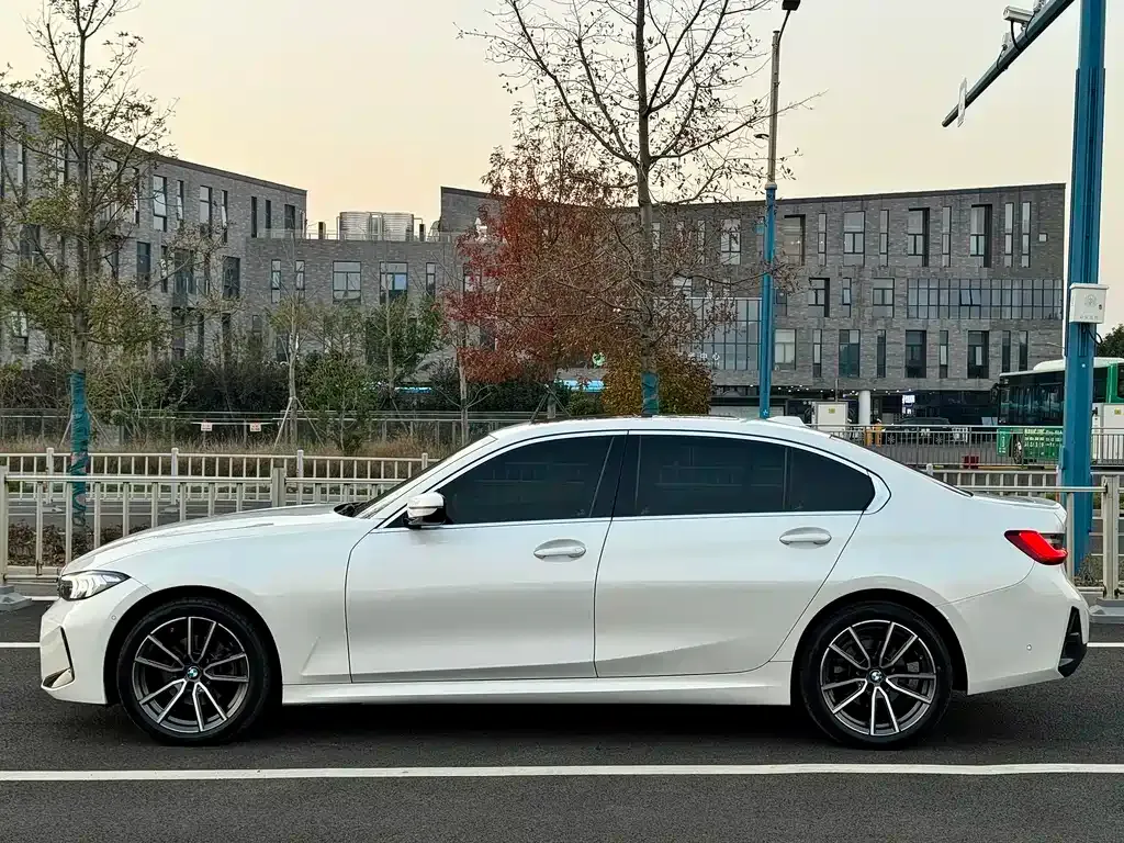 BMW 3 Series — фото 3