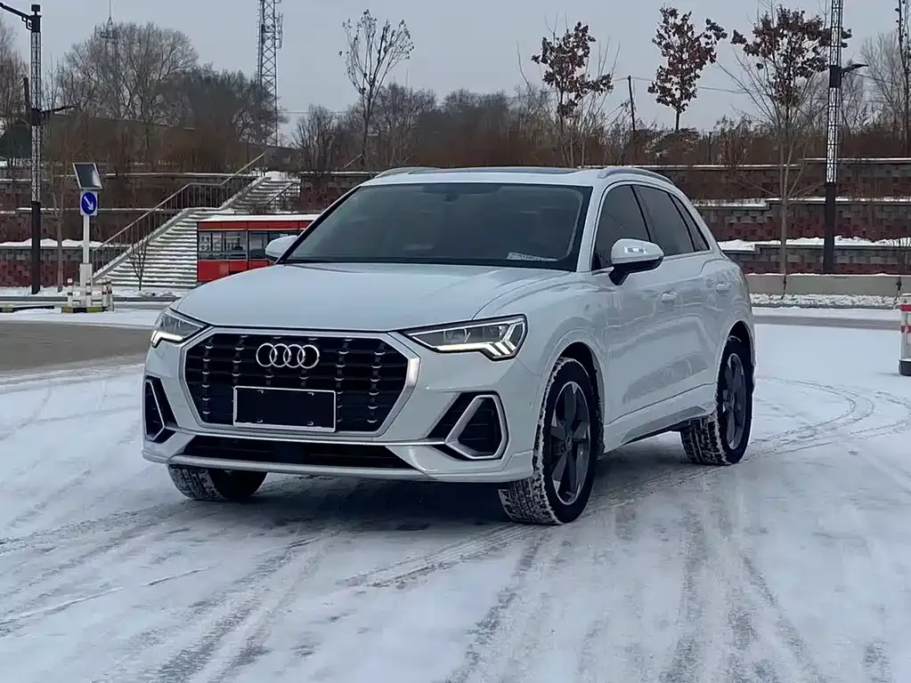 Audi Q3 2022 из CN, фото 1