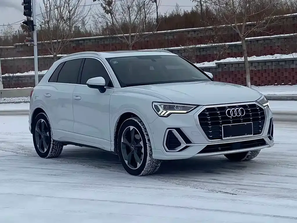 Audi Q3 2022 из CN, фото 10