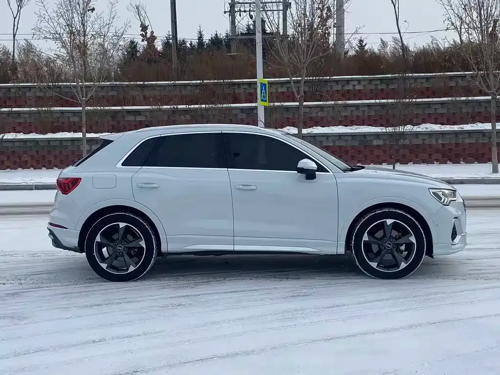 Audi Q3 2022 из CN, фото 9