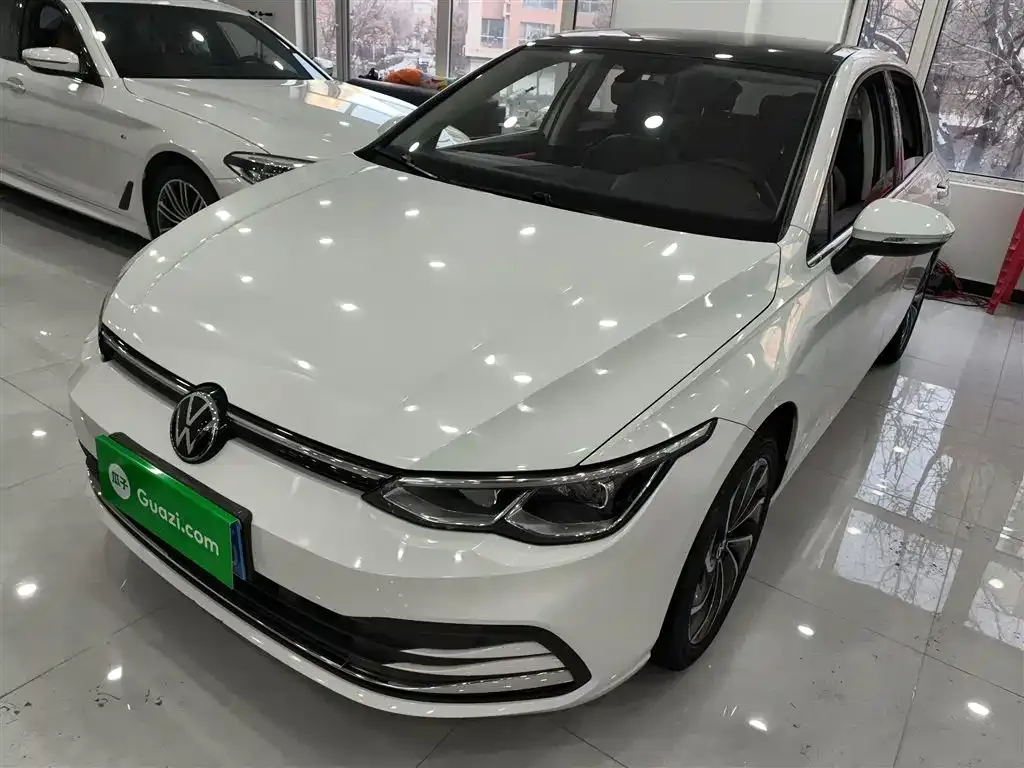 Volkswagen Golf 2023 из CN, фото 8