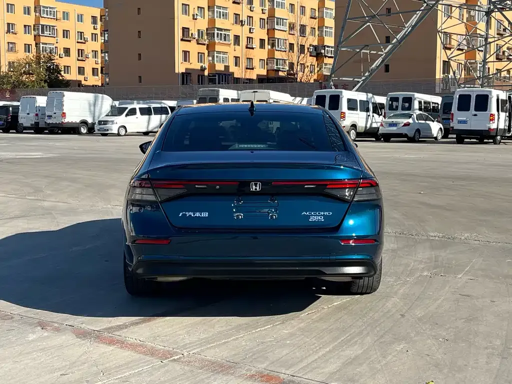 Honda Accord 2023 из CN, фото 8