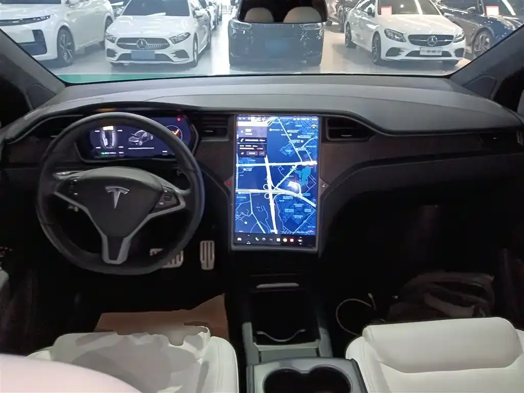 Tesla Model X 2021 из CN, фото 8