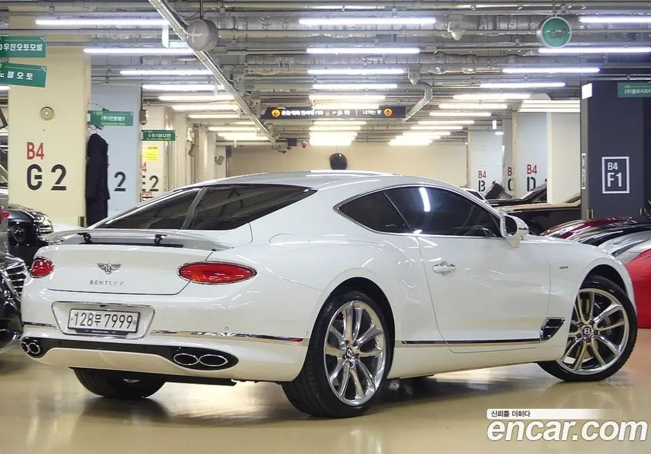 Bentley Continental 2023 из KR, фото 5
