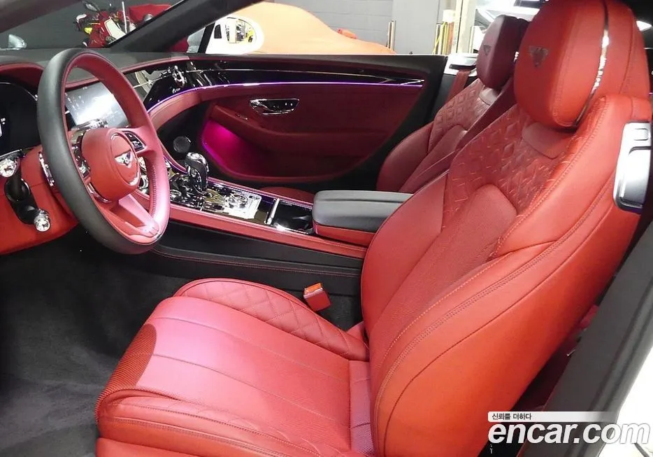 Bentley Continental 2023 из KR, фото 6