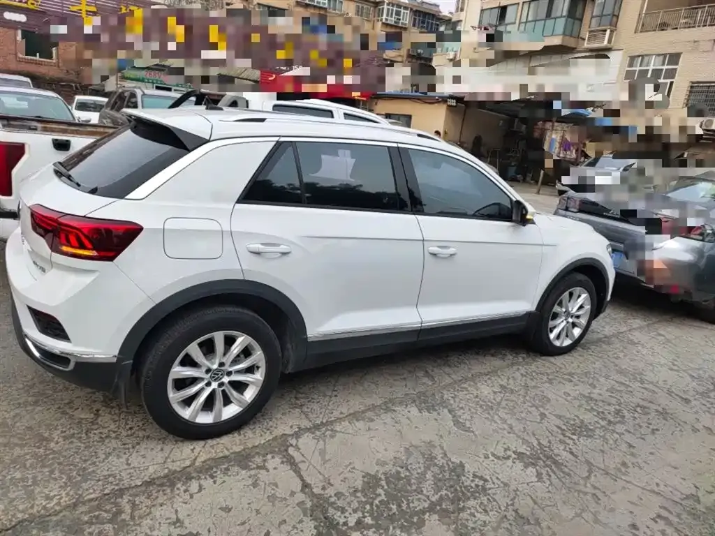 Volkswagen T-Roc 2023 из CN, фото 5