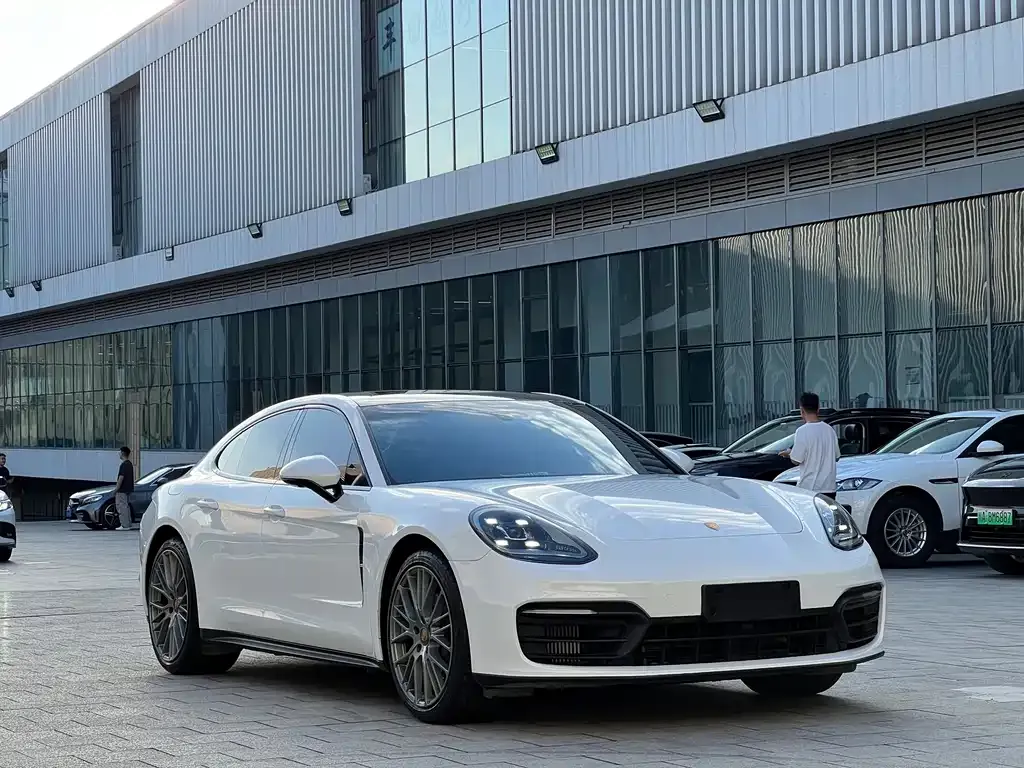 Porsche Panamera 2023 из CN, фото 7