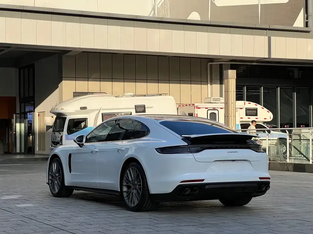 Porsche Panamera 2023 из CN, фото 4
