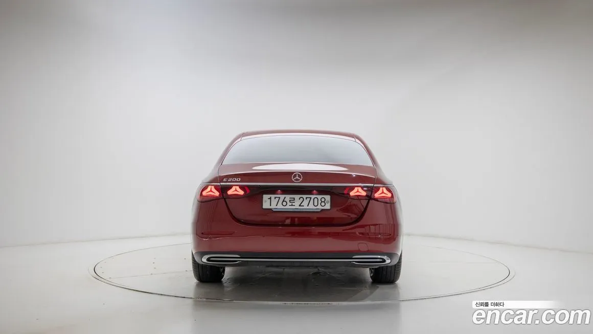 Mercedes-Benz E-Class 2025 из KR, фото 4