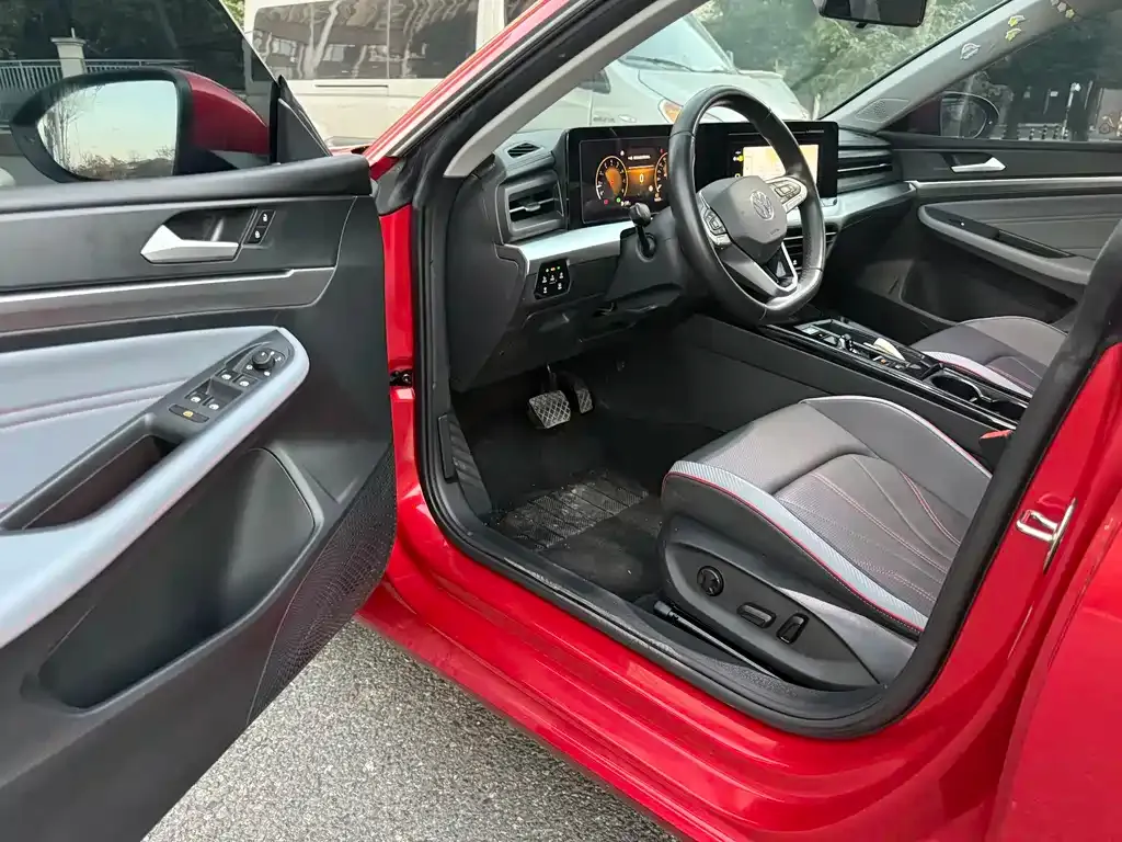 Volkswagen Lamando 2024 из CN, фото 7