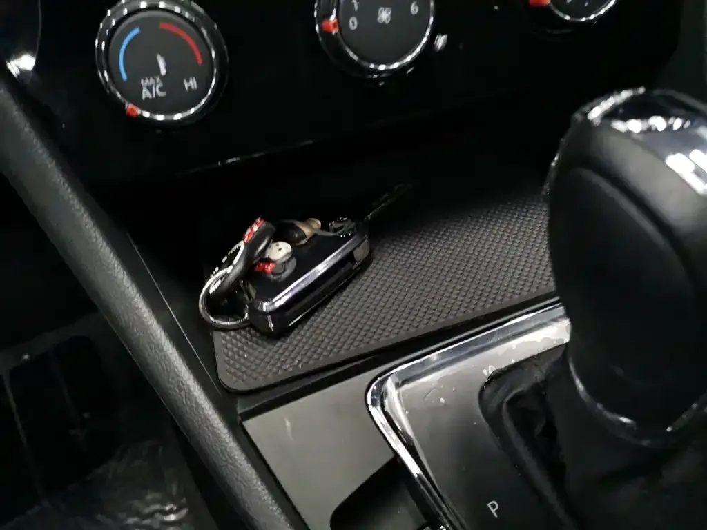 Volkswagen Bora 2022 из CN, фото 9