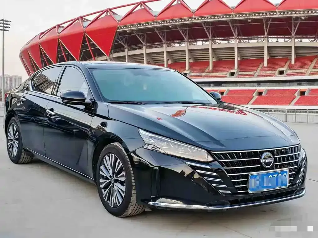 Nissan Teana — фото 2