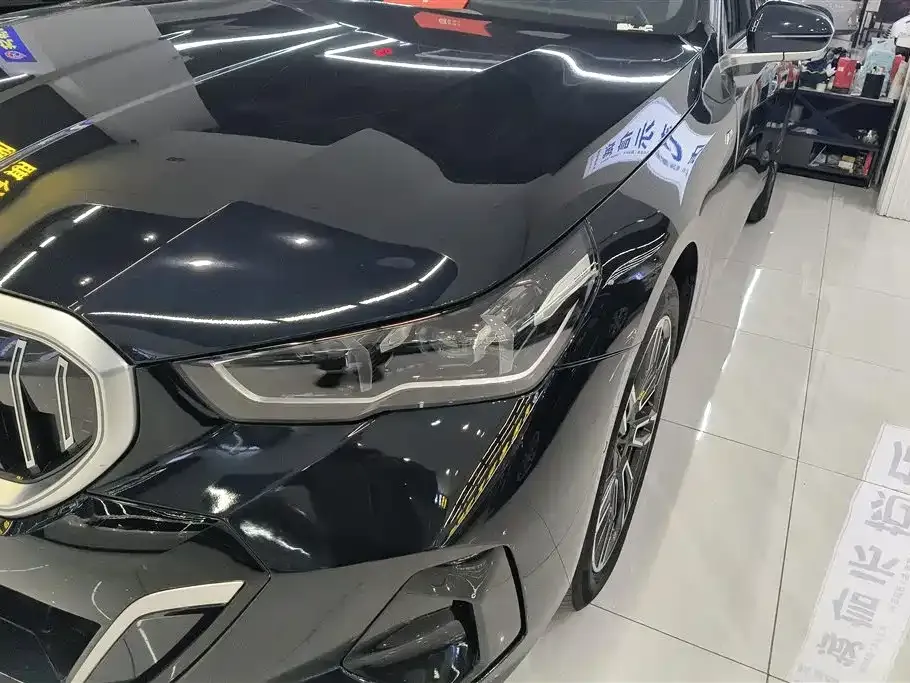 BMW 5 Series 2024 из CN, фото 7