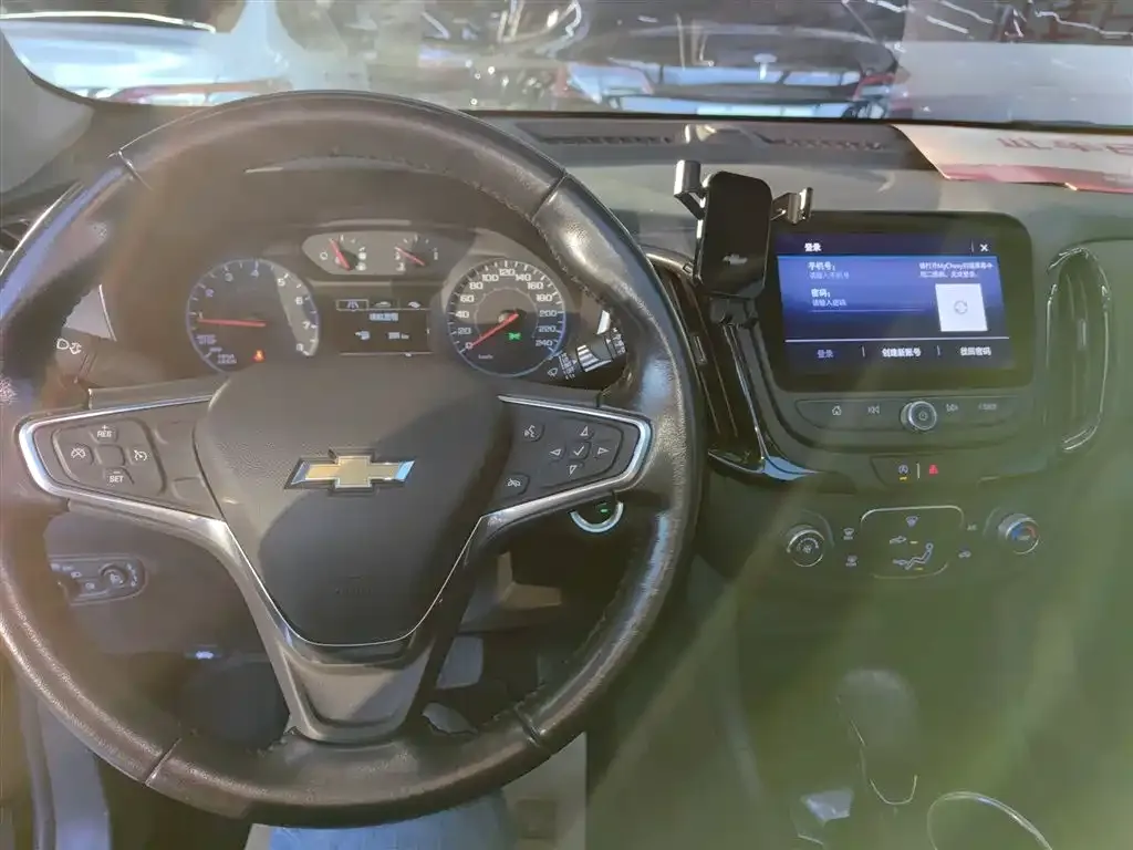 Chevrolet Equinox 2021 из CN, фото 8