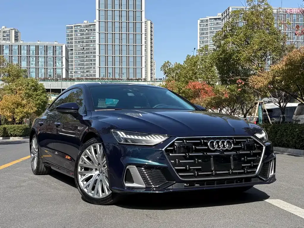 Audi A7L 2024 из CN, фото 8