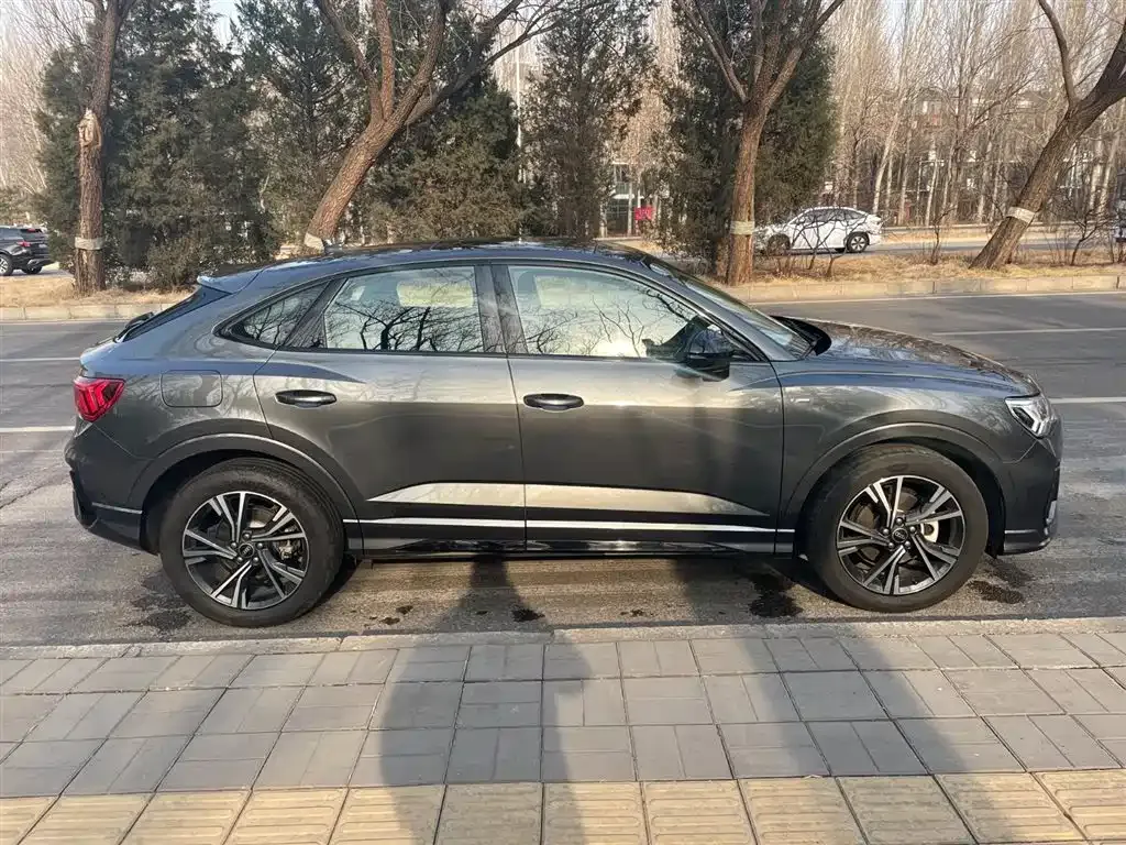 Audi Q3 Sportback — фото 3
