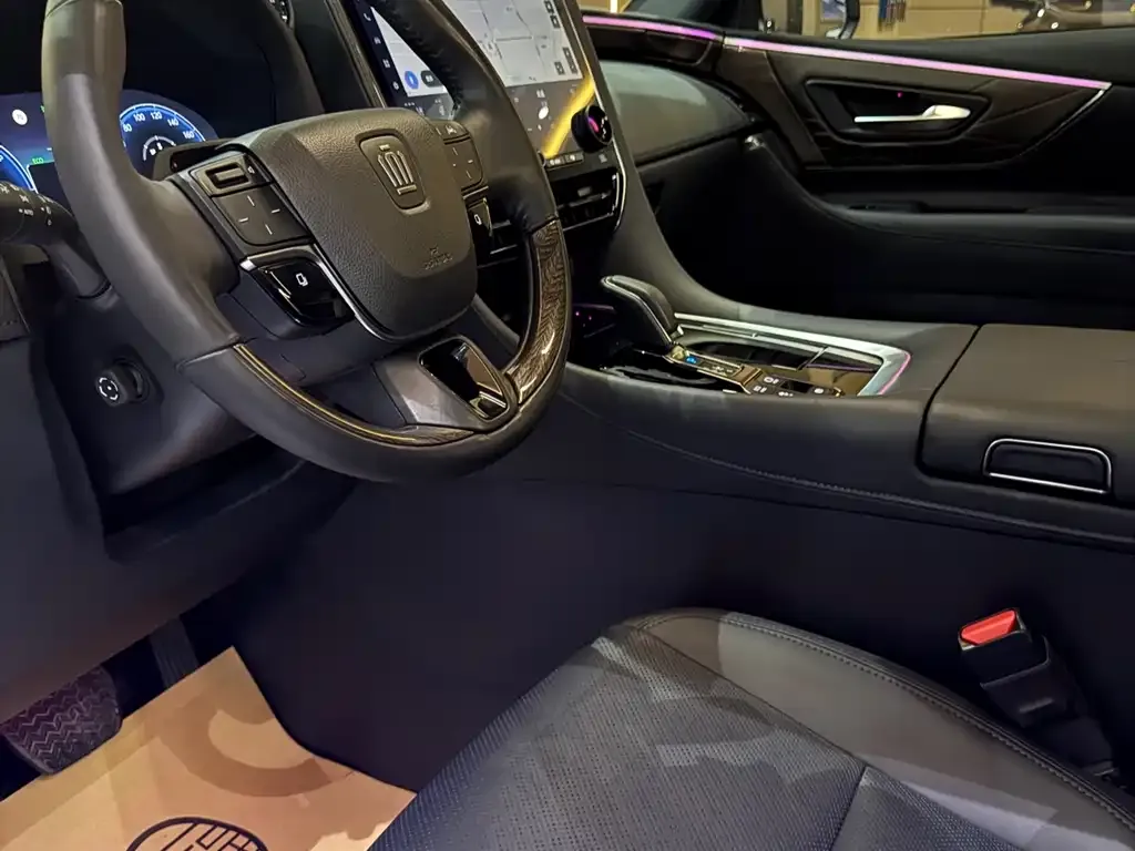 Toyota Vellfire — фото 4