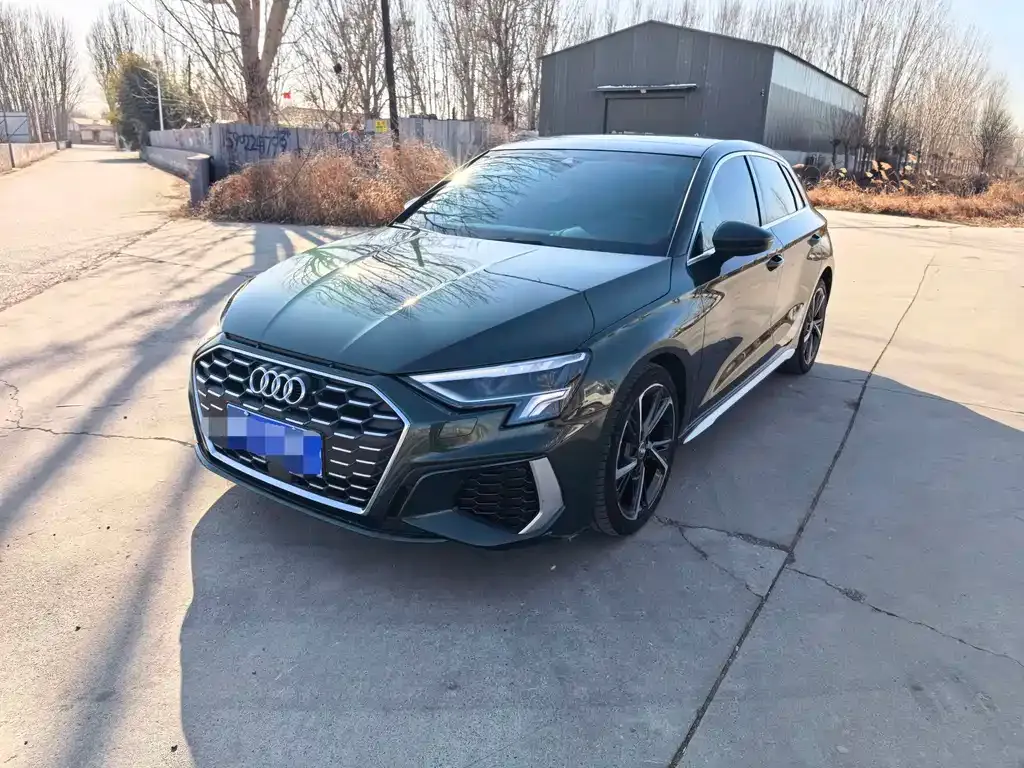Audi A3 2022 из CN, фото 1