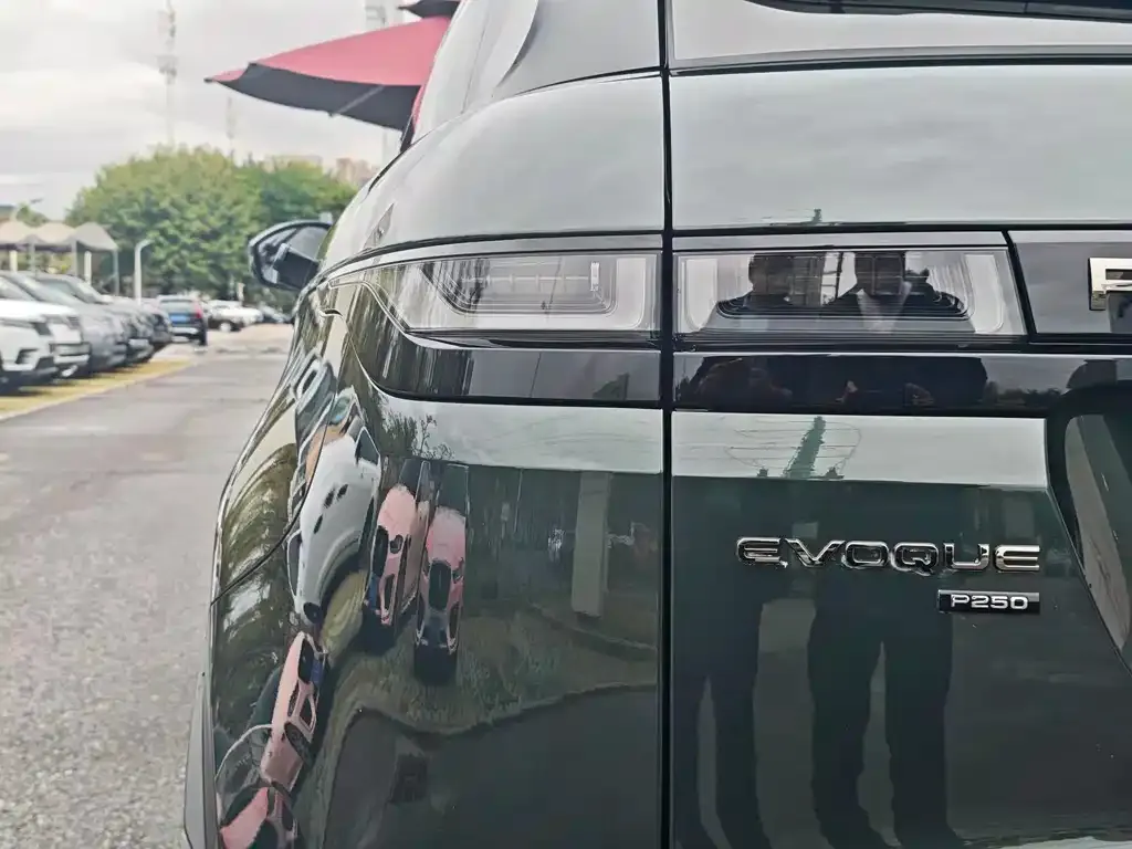 Land Rover Evoque — фото 8