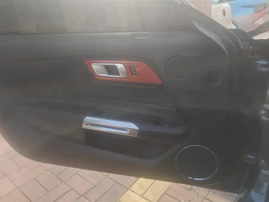 Ford Mustang 2023 из CN, фото 3