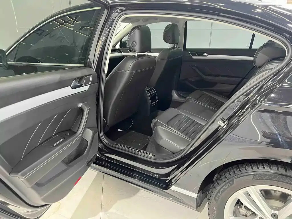 Volkswagen Magotan 2025 из CN, фото 10
