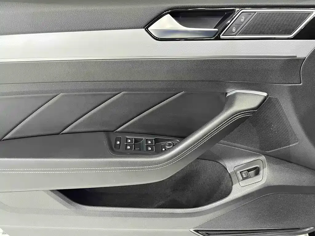 Volkswagen Magotan 2025 из CN, фото 9